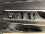 パワーウインドウスイッチ、いたずら防止・挟みこみ防止に、ウインドウロックスイッチを使用ください。便利な電動可倒式ミラースイッチ、集中ドアロックスイッチ