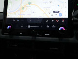 シートヒーター、ベンチレーション装備:寒い日や夏の暑い日に役立つ運転席・助手席に装備されています♪