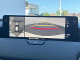 【360&deg;ビューモニター】専用のカメラにより、上から見下ろしたような視点で360度クルマの周囲を確認することができます☆死角部分も確認しやすく、狭い場所での切り返しや駐車もスムーズに行えます。