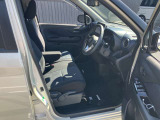 大きな窓で視界が良く運転がしやすいです