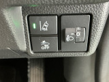 路外逸脱抑制機能は車が車線からはみ出しそうなときに車線内に戻すようにドライバーへお知らせします