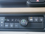 【オートエアコン】オートエアコンで快適な車内!温度や風量を自動調整し、理想の車内環境を保ちます。煩わしさのない快適なドライブを楽しみましょう。