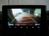 バックガイドモニターで、後方を確認しながら安心して駐車することができます。運転初心者も熟練者も必須の機能ですよ!
