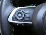 ステアリングスイッチで車両情報を切り替えて必要な情報を確認したりできます。