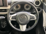 【純正革巻きステアリング】上質な革を使用することで、手にしっかり馴染みとても運転しやすいハンドルです♪