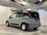 当社でご購入頂いた全ての車両はご納車前、エンジンオイル交換・ワイパーゴム・ブレーキ点検・調整・その他確認の上ご納車いたします。