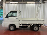 【スマートアシストIIIt搭載車】 衝突回避支援ブレーキ機能(対車両・歩行者)、衝突警報機能(対車両・対歩行者)、誤発信抑制制御機能(AT車のみ)などの機能で安全な運転をサポートします。