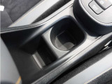 ◆ドリンクホルダー◆手の届きやすい場所にドリンクホルダーがあり、とても便利です。