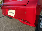 前後にコーナーセンサーを装備しています。