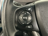 ステアリングリモコンは、運転中でも簡単に音量調整やチャンネル変更もできます!わき見運転防止にもつながるので安心です♪