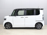 【コーティング/ガードコスメSP】好評のコーティング施工で愛車のボディをケアしませんか?紫外線や酸性雨等の劣化によって塗装面の光沢の消失や塗装の剥離を防ぎます!