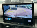 バックカメラ♪運転席から死角となりやすい部分も見えやすく車庫入れの苦手な方にも安心して駐車できます☆