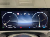 このメーターは太陽光線の差し込みによる反射を防ぎます。昼夜を問わずに計器類はいつでも見やすく確認しやすいため安全に運転できます!