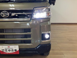LEDヘッドライト・フォグランプも装備です!