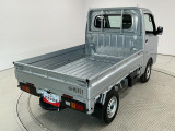【3方開】荷台のゲートは3方向に。シーンに合わせ、効率よく荷物の積み下ろしが行えます♪