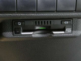 アンテナ分離型ETCです ETC本体は目立つところに設置していないのでデザイン的にも安全性も高いです 高速道路をご利用される方は必需品ですよ