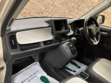 ■POINT■車のことがよくわからない...そんな方でも大丈夫です!知識豊富なスタッフが丁寧に説明させていただきます。