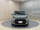 お車購入のポイントとなるフロントマスクです!かわいらしい目つきが印象的なデザインのヘッドランプです。