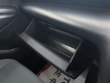 置き場所に困るティッシュボックスも入りそうですね。