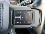 ◆アダプティブクルーズコントロール 『ミリ波レーダー+ステレオカメラにより前方車輌を認識し、高速道路などの自動車専用道路では追従機能付きのクルーズコントロールをご利用になれます。』