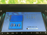 画面で映像やテレビを楽しめる装備です。停車中の待ち時間に車内で過ごす時間を彩り、移動の合間のひとときにも便利。大きな画面で内容を確認しやすいのも魅力です。