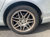 気になるお車がありましたら右の電話番号から直接お店にお問い合わせください。支払方法から車両情報、状態までなんでもご説明させて頂きます。スタッフ一同ご連絡お待ちしております。