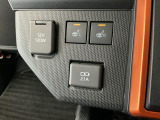 【アクセサリーソケット】12Vの電源は使いやすい位置に装備!用途は様々、スマホの充電やドラレコの電源として役に立ちます♪