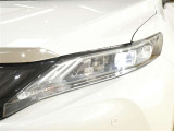 LEDヘッドライトです。デザイン性がよくとても明るいので、夜間の走行や悪天候でも安心です。しかも長寿命!