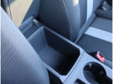 Audi正規ディーラーが高品質をお約束。高度な訓練・教育を受けたAudi専任メカニックが、100項目にもおよぶ精密な点検を実施。すべてクリアしたAudi車だけ、あなたのお手元に届けられるのです