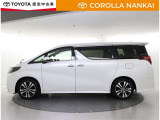 両側パワースライドドア付きだから、狭い駐車スペースなどでの 乗り降りラクラク!小さなお子さまのいるご家庭には嬉しい装備。