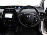 運転席廻りです。