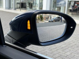 後側方の車両を検知してドライバーへ注意を促すレーンチェンジアシスト。