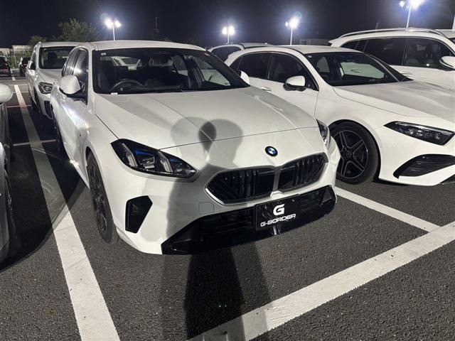1シリーズ 120 Mスポーツ 禁煙車 純正ナビ 全周囲カメラ
