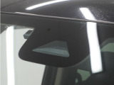 ◆Honda SENSING◆ カメラ等装置で精度の高い検知能力を発揮、安全運転を支援します。ステアリング上のコントローラーに注目!