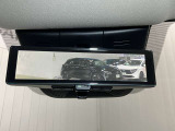 【スマートルームミラー】ルームミラー上に車体後方カメラの映像を映し出すことで車内定員、荷物状況に影響をうけません★たくさん乗せても、たくさん載せても、後方視界すっきりのインテリジェントルームミラー★