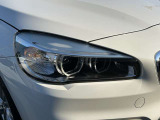 BMWを熟知したメカニックによる、360度の納車前点検。ドイツ本国と同様の教育・訓練を受けたメカニックが徹底的に点検、整備した後にお客様にお引渡しします。