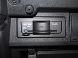 ETC車載機付きでECOでスムーズに高速道路に乗れます。