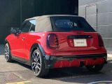MINI正規販売店のお車は、全てのお車にMINI認定中古車の保証書が発行されます。保障約款もございますので保障内容が明確でございます。お客様にご安心してお乗り頂けますよう、全力でお客様をサポート致します。