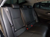 トヨタ認定中古車保証付!(1年間、距離無制限 HV車はHV保証付) 別途延長保証もご用意しております♪ ぜひ現車を確認にご来店ください