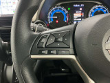 【ステアリングスイッチ】運転中に前方から目線をそらすことなくオーディオ等の操作が可能な便利機能!安心&快適なドライブを演出してくれます。