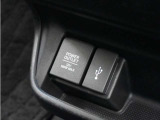 ◆12V電源ソケット◆スマートフォンの充電等にも便利な電源ソケット!使いやすい場所に装備されています。