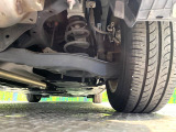 お車を安心してお乗りいただく為には、足回りの定期点検が欠かせません。サービスサポート(有償保証)では無料点検もご提供しており、安心のカーライフをお過ごしいただけるサポート体制が整っています。