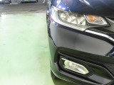 LEDヘッドライトは、点灯の瞬間から光量を発揮し、突然暗くなるトンネルなどでの安定感を高めます。