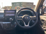 大きな窓で視界が良く運転がしやすいです