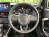 【ステアリングスイッチ】運転中、前方から目線をそらすことなく、オーディオ等の操作が可能な便利機能!安心&快適なドライブを演出してくれます♪