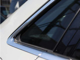 写真では伝わりきらない質感も、ぜひ実車にてお確かめください。