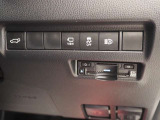 運転席から各種操作が可能となっております。