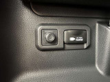 AC100V‐1500Wまでの電化製品の使用ができます!コンソールボックス背面と荷室の左側に配置されております!