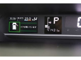 当社の中古車には1年間走行距離無制限の『ロングラン保証』がついています。年式は問わず、全国約5,000ヶ所のトヨタのお店で保証修理を受けることができます。