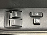 パワーウィンドウです!運転席でラクラク操作!元気なお子様やワンちゃんのイタズラも防いでいただけますよ。☆詳しくは無料通話0078-6003-827541 相模原ICすぐ